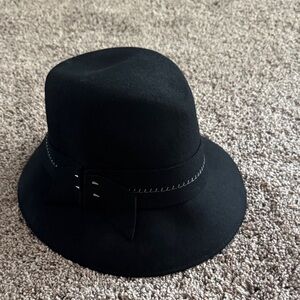 Black Women's Felt Bow Cloche Hat